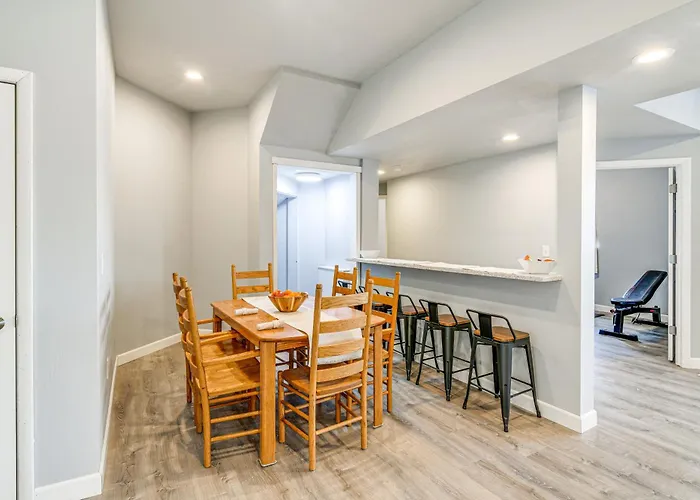 Palmer Apartment With Peaceful Pond And Kayaks!