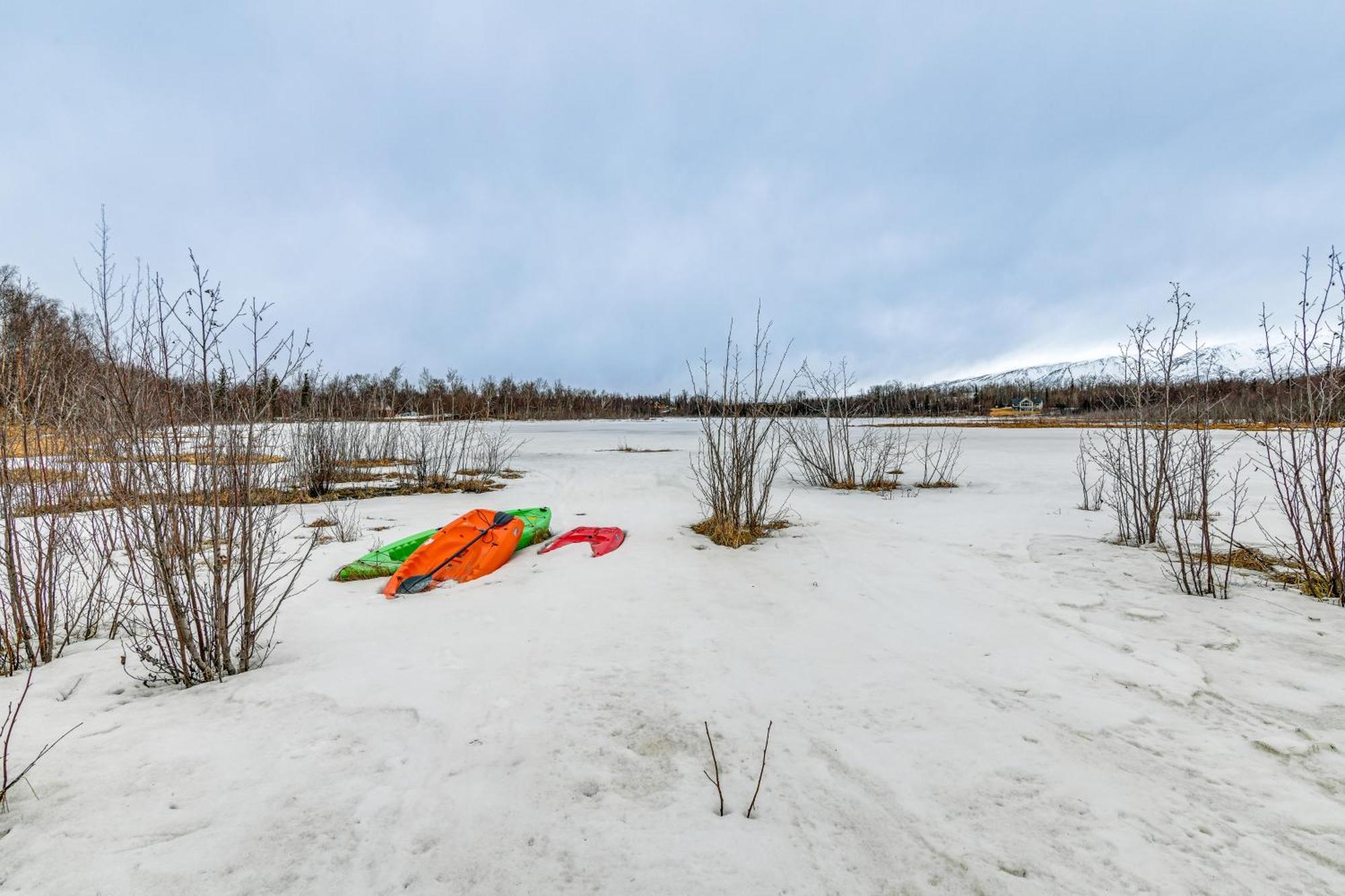 With Peaceful Pond And Kayaks! *